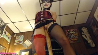 AdalynnX – Harley Quinn Cosplay Fun!!!